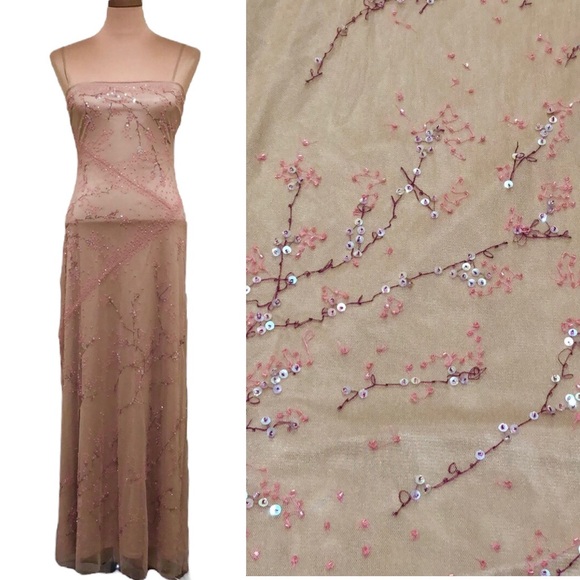 BCBGMaxAzria Dresses & Skirts - SOLD NWT BCBGMAXAZRIA Collection Gown Size 2 Nude Pink Sequin Floral Embroidery
